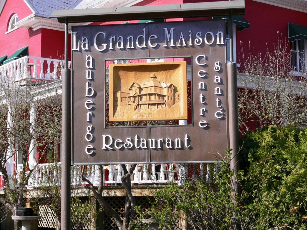 Hotel-Auberge La Grande Maison Et Spa 베생폴 외부 사진