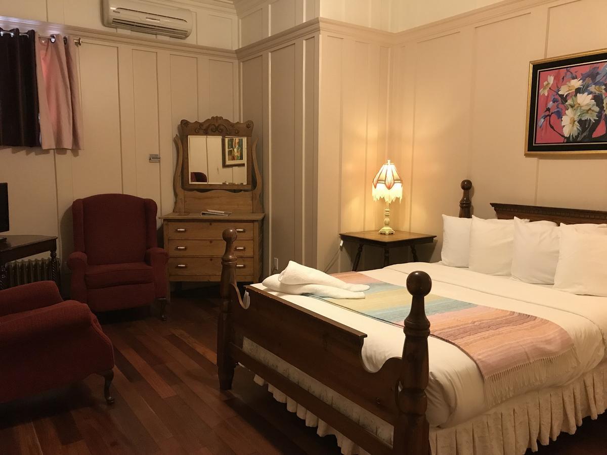 Hotel-Auberge La Grande Maison Et Spa 베생폴 외부 사진